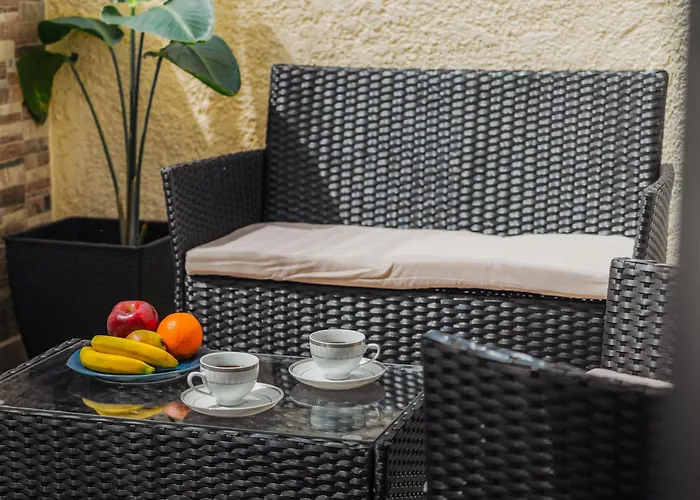 Aquarial Apartment *